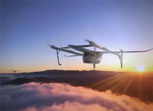 Kako daleč je motilec dronov od tu?